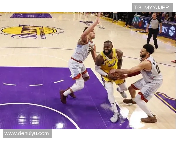 19-20赛季湖人与掘金常规赛精彩对决比分回顾与分析 19-20赛季湖人与掘金常规赛精彩对决比分回顾与分析